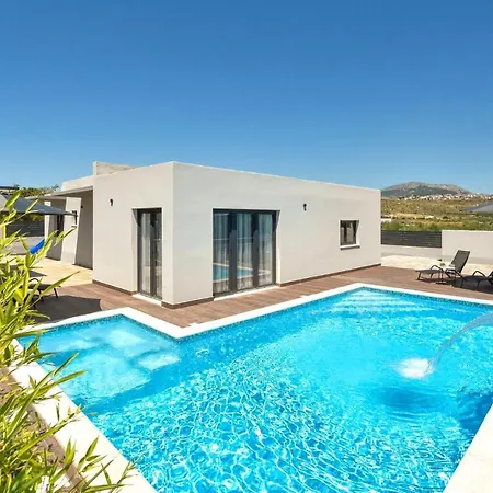 Ferienhaus Awesome In Split With Wifi Split