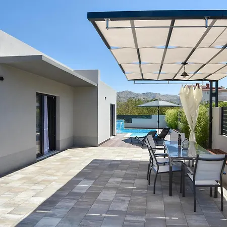 Luxurious In Casa de Férias Split